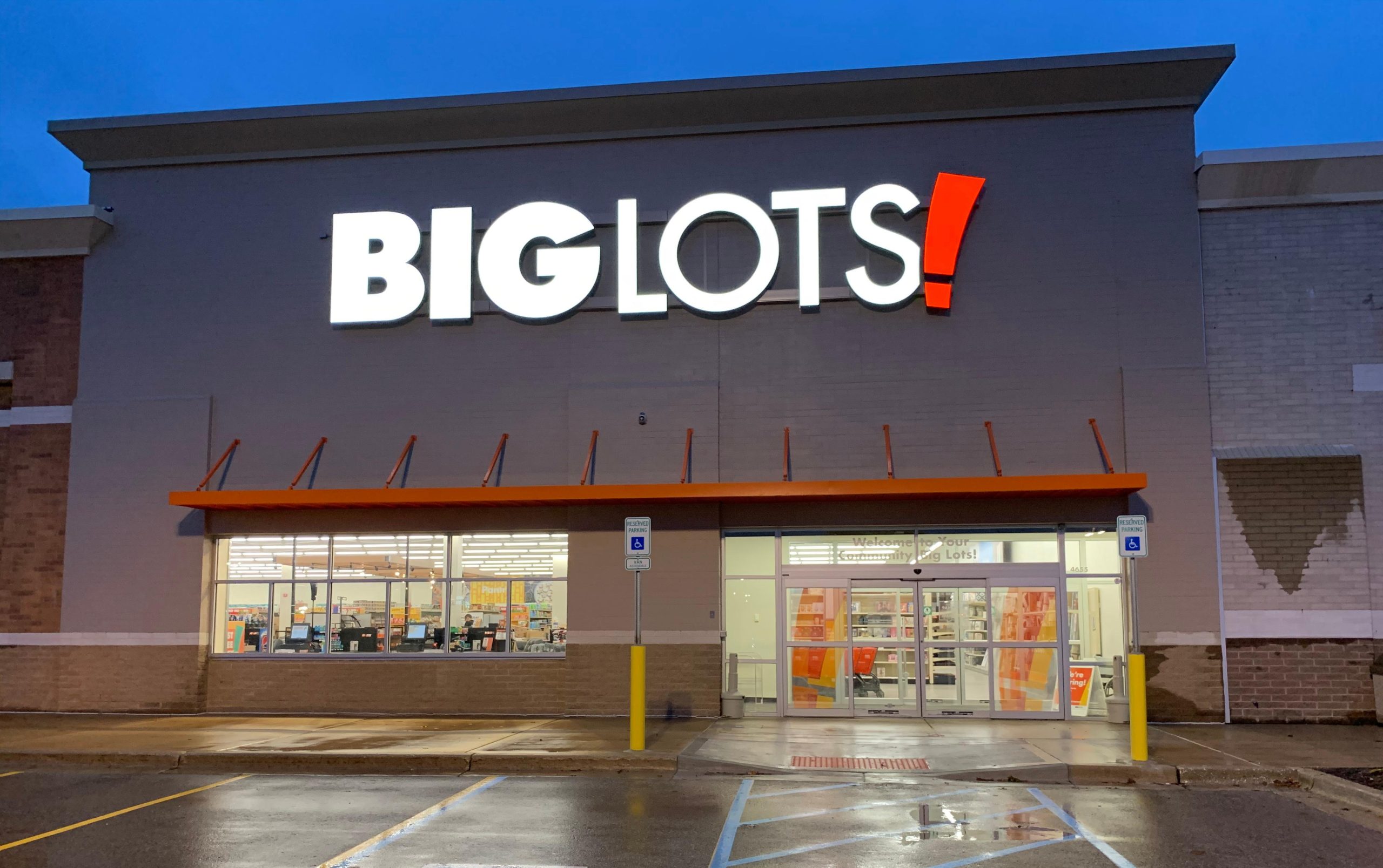 Does Big Lots Take Apple Pay?