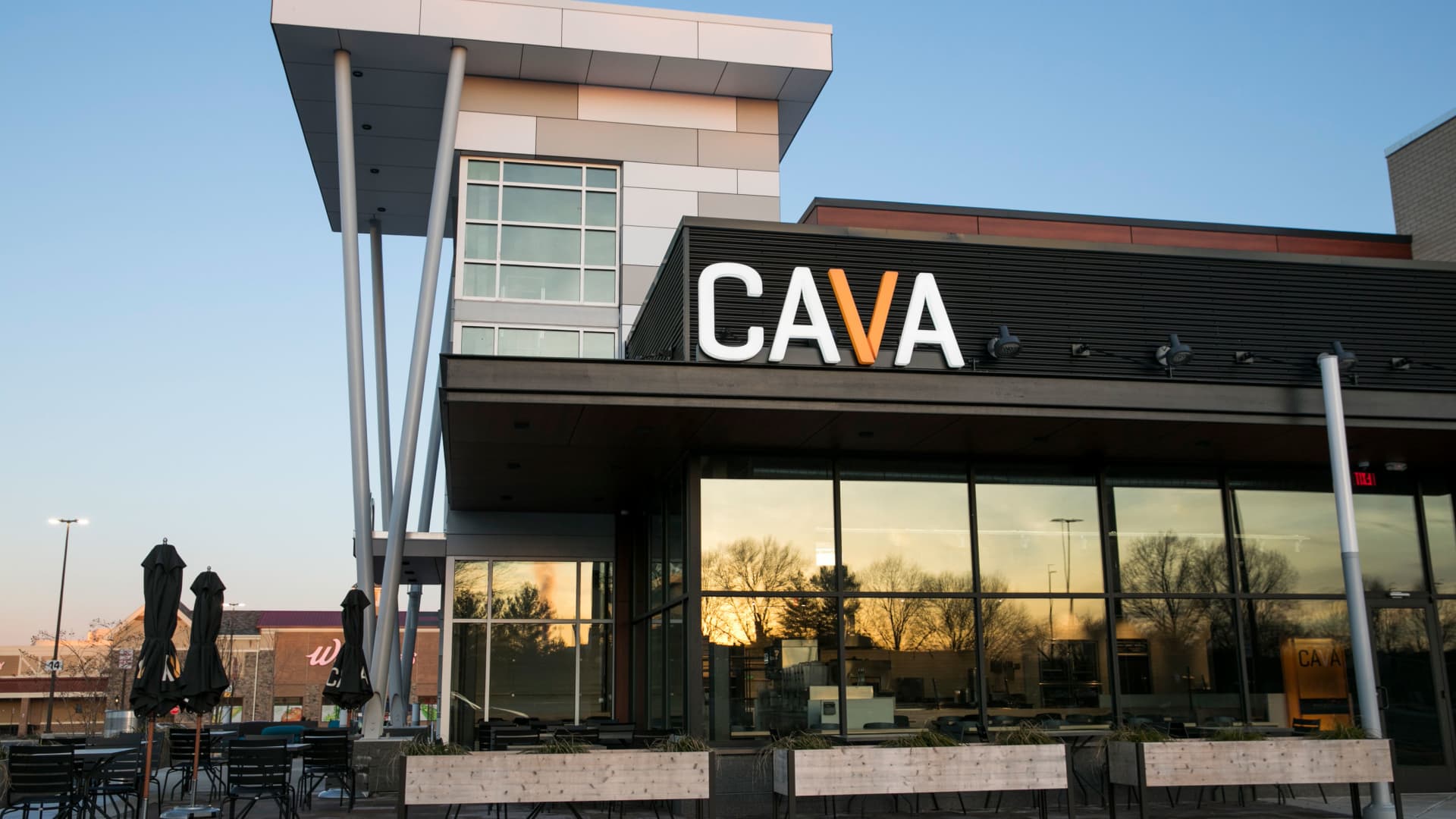 Does Cava Take Apple Pay?