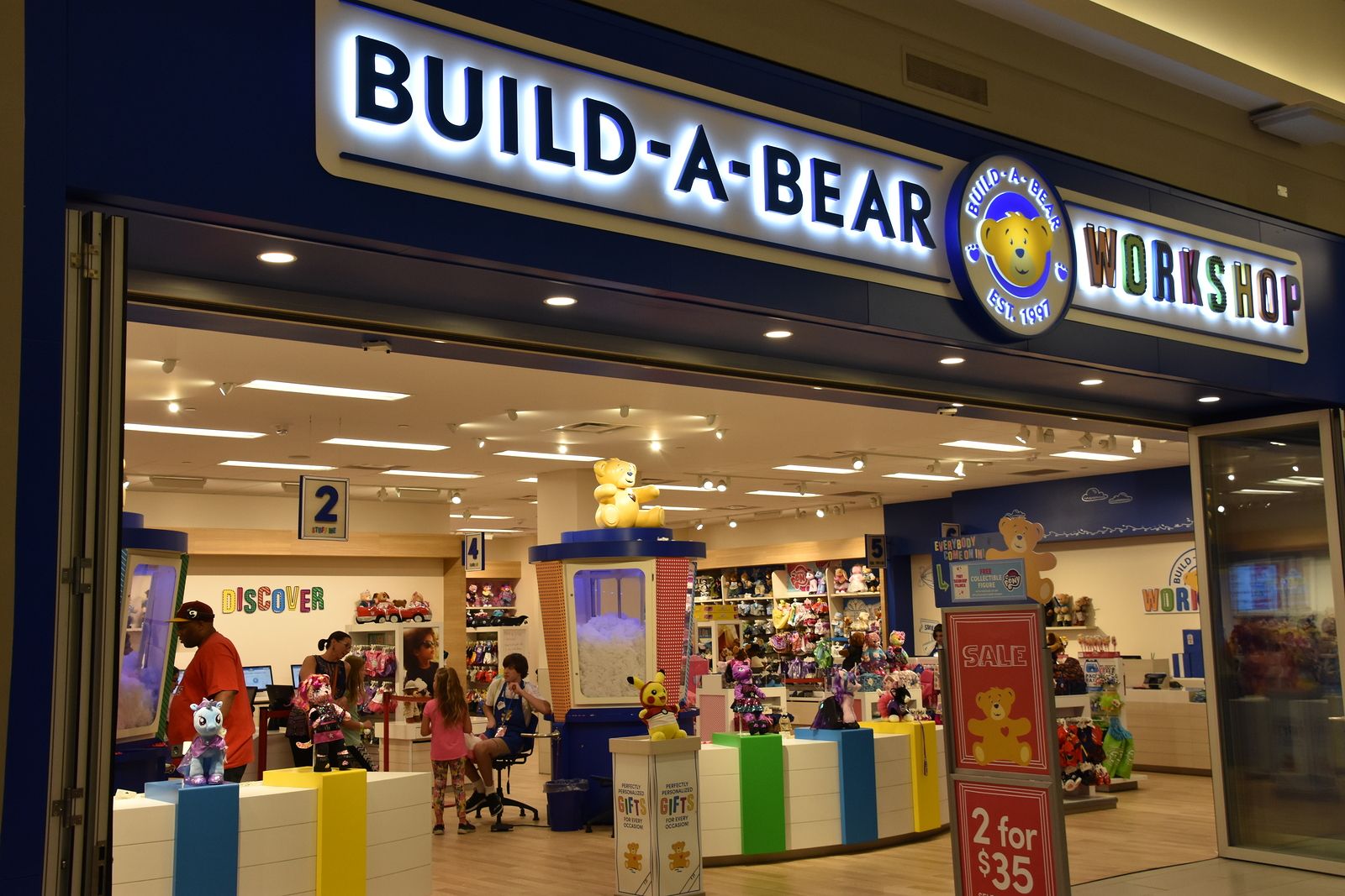 Does Build-A-Bear Take Apple Pay?